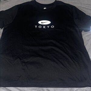 Nike Men's Black Tokyo Tee Size XXL.  Runs small.  Fits like a L